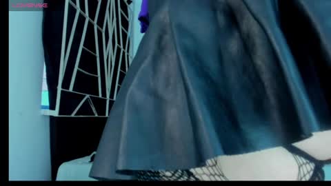 Snapshot of karinna__raven chatting on July 6, 10:45 pm KARINNA RAVEN online show from July 6, 10:45 pm
