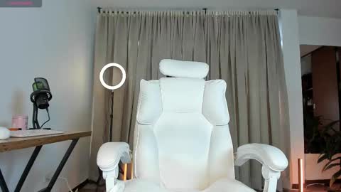 Karin online show from March 12, 8:04 pm