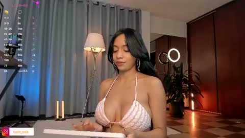 Karin online show from June 23, 5:00 pm