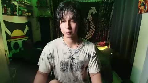 Snapshot of kariozzz chatting on July 4, 9:43 pm call me kai 3 online show from July 4, 9:43 pm