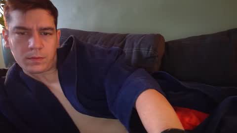 Snapshot of karl_mask chatting on December 8, 2:52 pm Karl online show from December 8, 2:52 pm