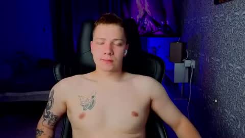 Snapshot of karl_night_ chatting on June 17, 7:48 pm karl night online show from June 17, 7:48 pm