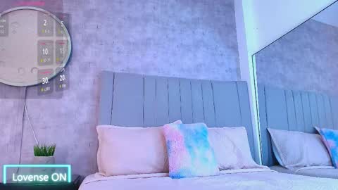 Snapshot of karla__ruiz chatting on November 15, 7:43 pm Karla online show from November 15, 7:43 pm