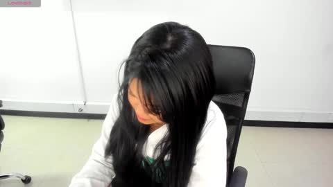 karla_cg online show from October 31, 5:58 pm