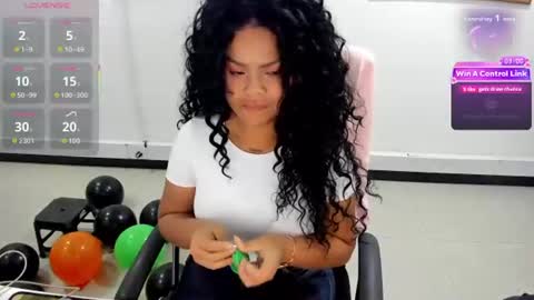 Snapshot of karla_cg chatting on August 6, 9:06 pm karla_cg online show from August 6, 9:06 pm