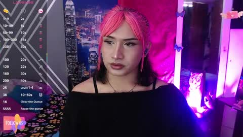 karla online show from April 29, 8:15 pm