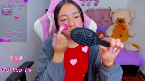 karla online show from November 11, 5:07 am