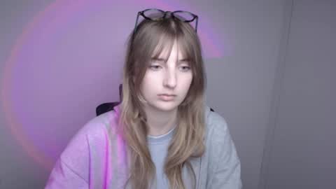 Snapshot of karla_flower chatting on September 13, 10:59 am Karla online show from September 13, 10:59 am