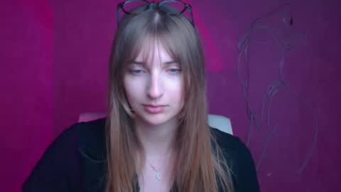 Snapshot of karla_flower chatting on September 15, 5:07 am Karla online show from September 15, 5:07 am