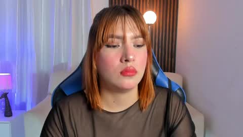 Snapshot of karla_hill_28 chatting on May 6, 3:46 am Karlita online show from May 6, 3:46 am