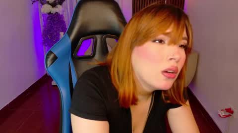 Snapshot of karla_hill_28 chatting on June 14, 12:08 am Karlita online show from June 14, 12:08 am