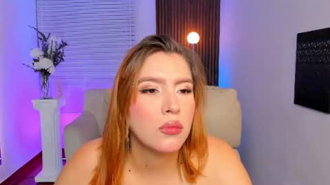 Snapshot of karla_hill_28 chatting on July 23, 3:15 am Karlita online show from July 23, 3:15 am