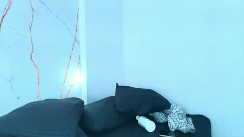 karla_hilton1 online show from January 10, 11:34 am