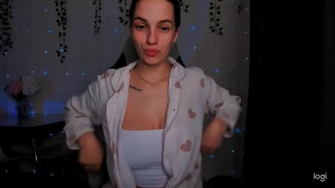 karla_lim online show from February 10, 10:19 pm