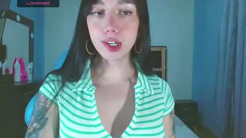 Snapshot of karla_zambrano chatting on July 7, 8:13 pm karla online show from July 7, 8:13 pm