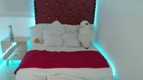 Snapshot of karlaa_bigxxx chatting on May 18, 10:59 pm KARLA ARANGO online show from May 18, 10:59 pm