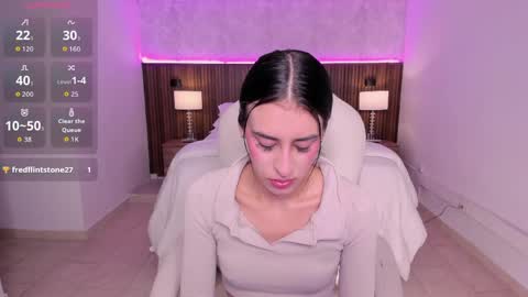 Snapshot of karlaa_james chatting on May 21, 11:06 am Karlaa online show from May 21, 11:06 am