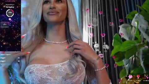 Snapshot of karlabart chatting on October 29, 8:43 pm KarlaBart online show from October 29, 8:43 pm