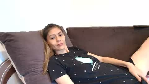 Snapshot of karladreamssex chatting on July 15, 7:13 am Crystyna online show from July 15, 7:13 am