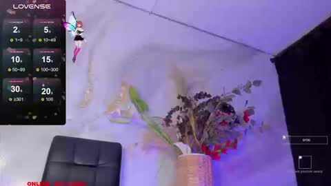 KARLA online show from November 8, 1:44 pm