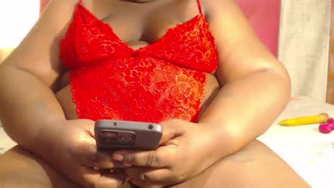 DAHIANA online show from March 11, 2:34 pm