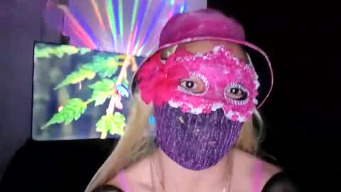 karlakush101 online show from March 18, 6:05 am