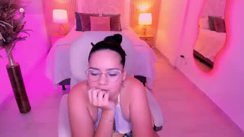 Karli online show from June 26, 8:24 pm