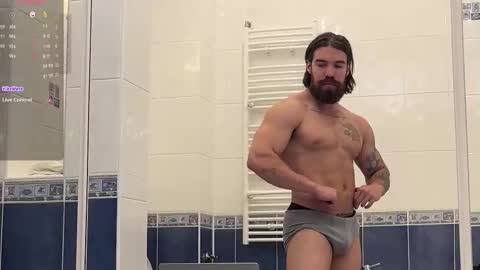 Karlos and Louis online show from September 27, 3:39 pm