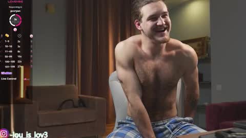 Karlos and Louis online show from October 24, 4:31 am