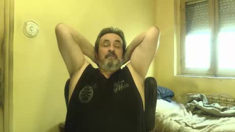 Snapshot of karlpal chatting on May 9, 5:29 pm karlpal online show from May 9, 5:29 pm