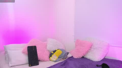 Karlyy  online show from July 29, 3:37 am