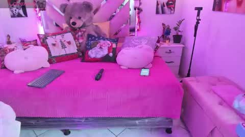 Karly Moonns online show from December 2, 9:21 pm