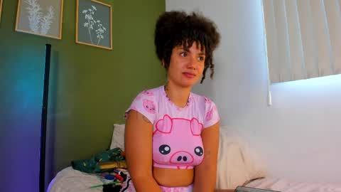Snapshot of karlye_5 chatting on June 6, 8:57 pm Karlye online show from June 6, 8:57 pm