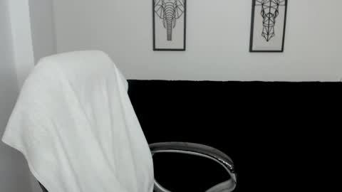 KARLYE online show from March 9, 12:53 am