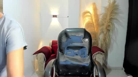 Snapshot of karlye_hot chatting on May 31, 1:58 am KARLYE online show from May 31, 1:58 am