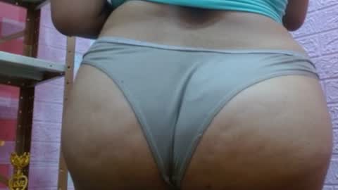karol0022 online show from June 2, 12:51 pm