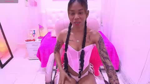 Snapshot of karol_adams_1 chatting on July 10, 4:39 am karol online show from July 10, 4:39 am