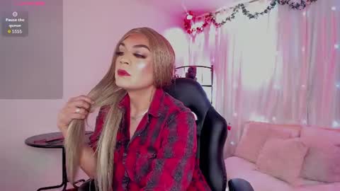  karol  online show from July 10, 1:14 pm