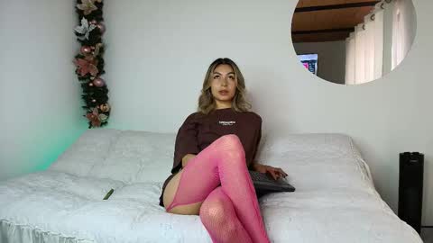 karol_goode online show from December 5, 6:59 pm