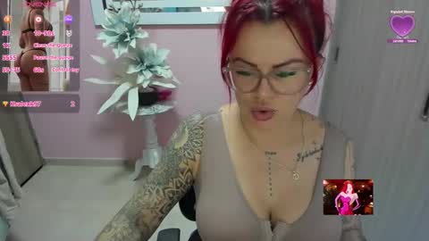 Snapshot of karol_milf__ chatting on February 26, 1:59 am kAROL MILF online show from February 26, 1:59 am