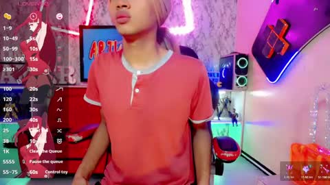 karol Vanessa   online show from May 2, 11:15 am