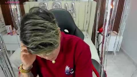 Karol and Luna online show from February 8, 2:47 am