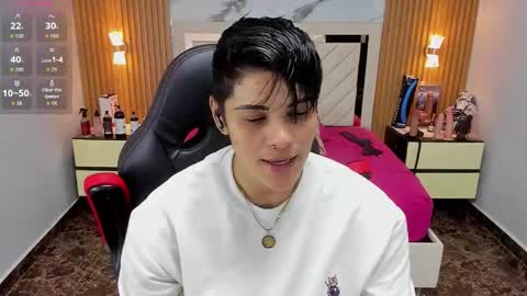 Karol and Luna online show from September 24, 2:37 am