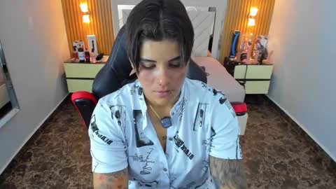 Karol and Luna online show from November 27, 7:27 pm