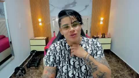 Snapshot of karolandluna chatting on May 11, 8:28 pm Karol and Luna online show from May 11, 8:28 pm
