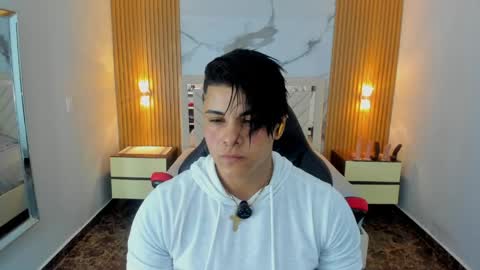 Snapshot of karolandluna chatting on May 25, 7:31 pm Karol and Luna online show from May 25, 7:31 pm