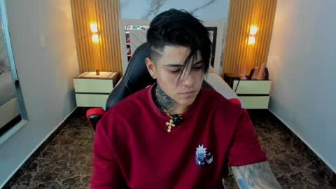 Snapshot of karolandluna chatting on June 1, 7:26 pm Karol and Luna online show from June 1, 7:26 pm