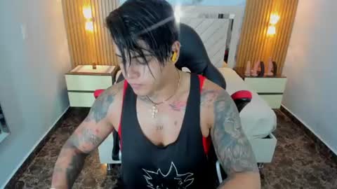 Snapshot of karolandluna chatting on June 14, 2:24 am Karol and Luna online show from June 14, 2:24 am
