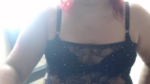 Snapshot of karolbb21 chatting on June 6, 12:43 pm karolbb21 online show from June 6, 12:43 pm