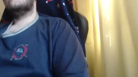 Snapshot of karolhorny96 chatting on December 26, 7:56 am Karol  online show from December 26, 7:56 am